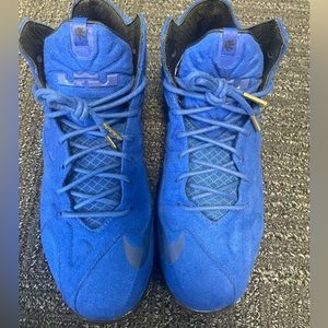Lebron 11 “Blue Suede”